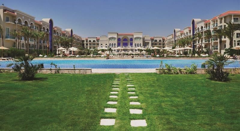 Letovanje Egipat Hurgada Hotel Premier Le Reve Bazen Pogled
